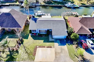 1647 Kalakaua Ct, Gulf Breeze, FL 32561 - Photo 2