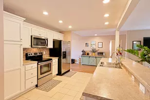 1647 Kalakaua Ct, Gulf Breeze, FL 32561 - Photo 4