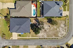 569 Radiant Cir, Mary Esther, FL 32569 - Photo 48