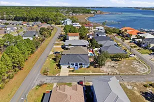 569 Radiant Cir, Mary Esther, FL 32569 - Photo 44