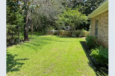 2020 Plantation Oaks Drive, Navarre, FL 32566 - Photo 24