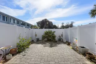 201 Pensacola Beach Rd, Gulf Breeze, FL 32561 - Photo 22