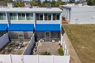 201 Pensacola Beach Rd, Gulf Breeze, FL 32561 - Photo 24