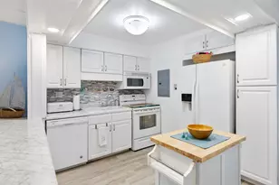 201 Pensacola Beach Rd, Gulf Breeze, FL 32561 - Photo 4