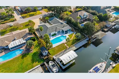 961 Aquamarine Drive, Gulf Breeze, FL 32563 - Photo 2