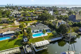 961 Aquamarine Dr, Gulf Breeze, FL 32563 - Photo 6