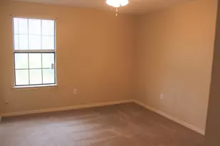 2138 Edgewood Dr, Navarre, FL 32566 - Photo 10