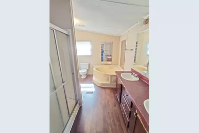 2226 Jeannie Street, Navarre, FL 32566 - Photo 10