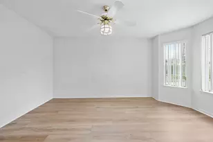 6740 Scotts Pl, Pensacola, FL 32526 - Photo 14