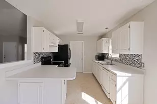 34 Stowe Rd, Mary Esther, FL 32569 - Photo 4