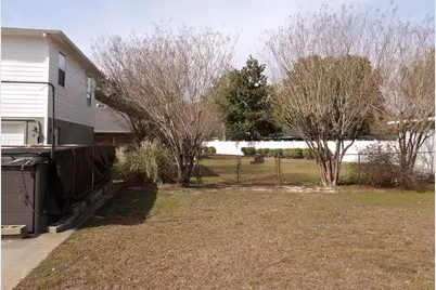 6524 Robar Tesora Street, Navarre, FL 32566 - Photo 12