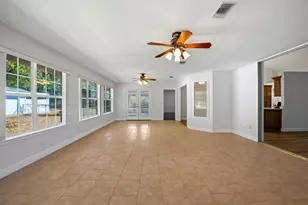 1522 Oak Shore Dr, Gulf Breeze, FL 32563 - Photo 12