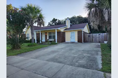 1256 Sanibel Lane, Gulf Breeze, FL 32563 - Photo 2