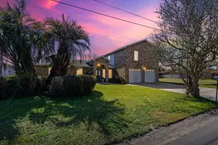 3367 Circle Dr, Gulf Breeze, FL 32563 - Photo 6