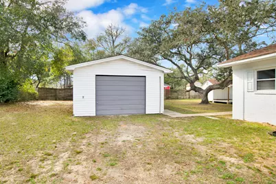 5621 Galvez Road, Pensacola, FL 32507 - Photo 18