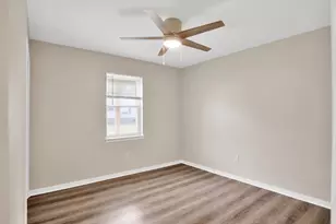 5621 Galvez Rd, Pensacola, FL 32507 - Photo 20