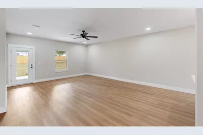 8299 Toledo Street, Navarre, FL 32566 - Photo 12