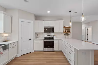 8299 Toledo Street, Navarre, FL 32566 - Photo 4