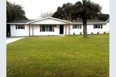 324 NW Leah Miller Drive NW, Fort Walton Beach, FL 32548 - Photo 1