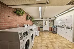 209 W Miracle Strip Parkway W, Mary Esther, FL 32569 - Photo 12