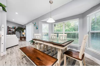 7113 Manatee Street, Navarre, FL 32566 - Photo 6