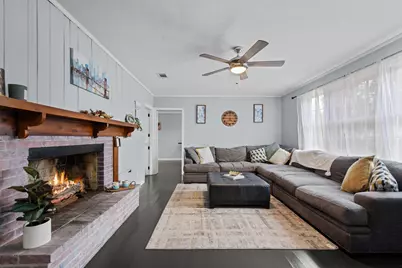 1111 S Old Corry Field Road S, Pensacola, FL 32507 - Photo 2