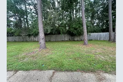 8808 Cagle Drive, Navarre, FL 32566 - Photo 18