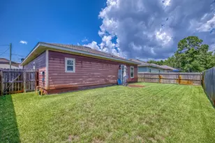 2136 Nina St, Navarre, FL 32566 - Photo 34