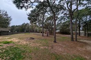 1909 Sunrise Dr, Navarre, FL 32566 - Photo 30