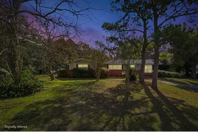 402 Navarre Street, Gulf Breeze, FL 32563 - Photo 2