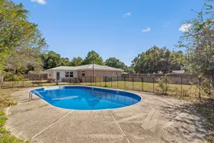 6494 Kennington Cir, Milton, FL 32570 - Photo 42