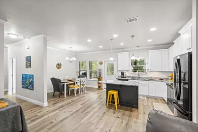 922 E Edney Avenue E, Crestview, FL 32539 - Photo 14