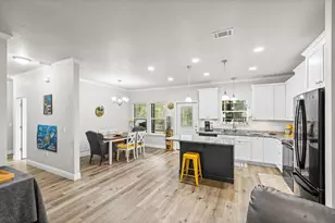 922 E Edney Ave E, Crestview, FL 32539 - Photo 14