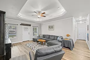 922 E Edney Ave E, Crestview, FL 32539 - Photo 12