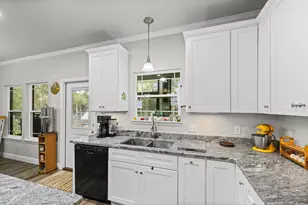 922 E Edney Ave E, Crestview, FL 32539 - Photo 18