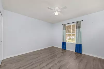 2706 Riverside Landing Drive, Navarre, FL 32566 - Photo 16