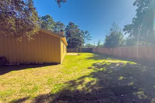 2109 Bellmeade Cir, Navarre, FL 32566 - Photo 12