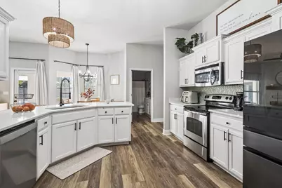 6693 Indian Street, Navarre, FL 32566 - Photo 10