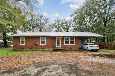 103 Oglesby Avenue, Crestview, FL 32536 - Photo 1