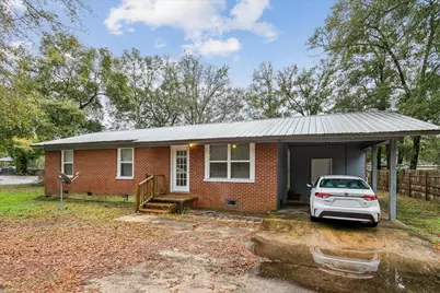 103 Oglesby Avenue, Crestview, FL 32536 - Photo 2