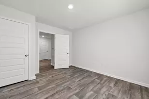 5557 Galahad Trl, Milton, FL 32583 - Photo 4