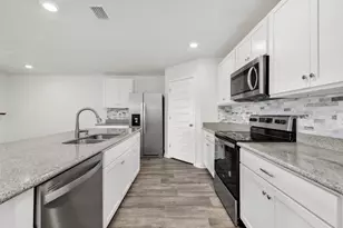 5557 Galahad Trl, Milton, FL 32583 - Photo 10