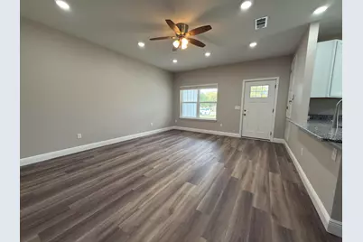 6637 Water Street, Navarre, FL 32566 - Photo 4