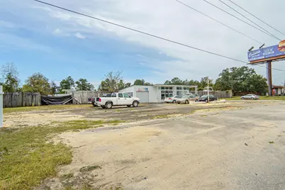 3393 SW U.S. 98 SW, Mary Esther, FL 32569 - Photo 8