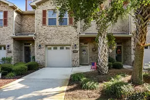 8881 Brown Pelican Cir, Navarre, FL 32566 - Photo 2