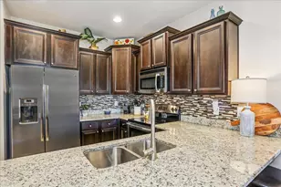 8881 Brown Pelican Cir, Navarre, FL 32566 - Photo 4