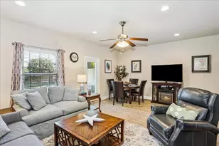 8881 Brown Pelican Cir, Navarre, FL 32566 - Photo 8