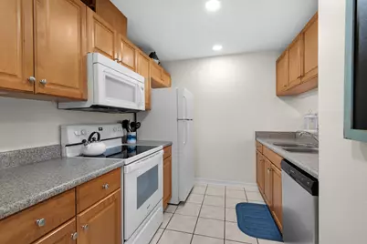 8443 Gulf Boulevard #APT E23, Navarre, FL 32566 - Photo 2