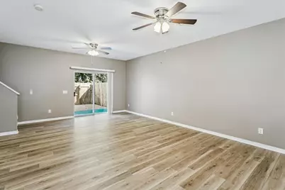 6922 Sea Turtle Circle, Navarre, FL 32566 - Photo 8