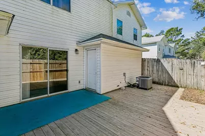 6922 Sea Turtle Circle, Navarre, FL 32566 - Photo 26